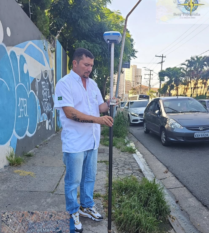 Rover GNSS em via urbana — Vila Ema — São Paulo — SP